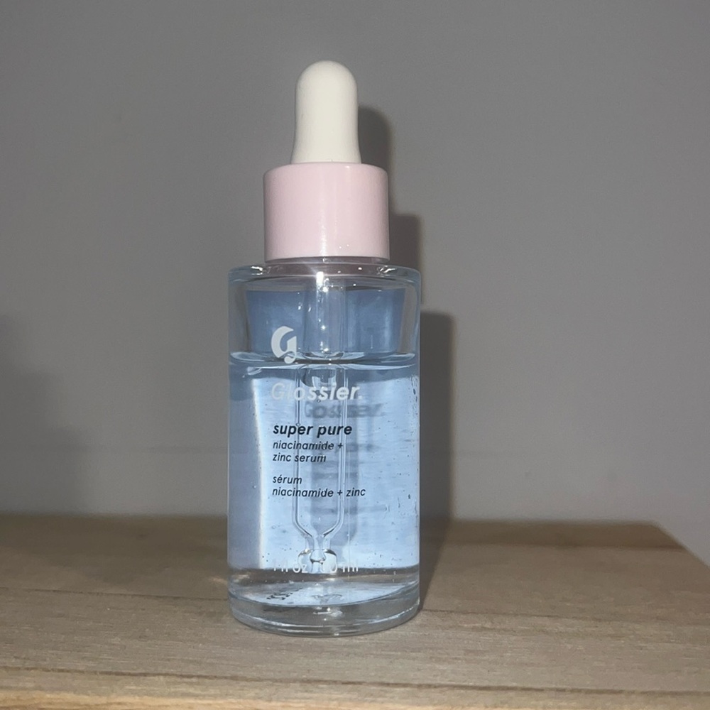 Glossier super pure niacinamide serum